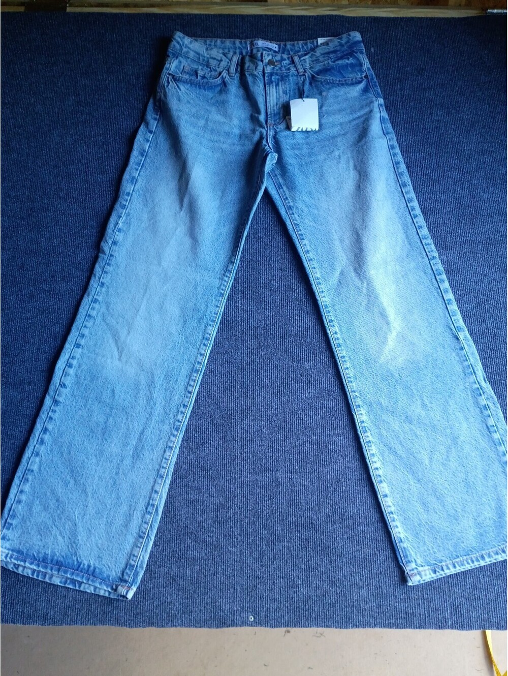 Zara NWT Low Rise Straight Light Blue Denim Jeans Size 6 US / 38 EUR